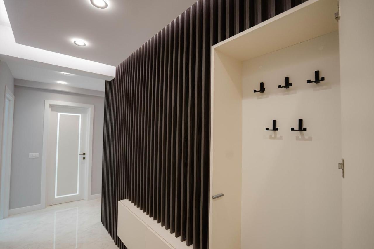 Deluxe Aparthotel Marwell Residence 苏恰瓦 外观 照片