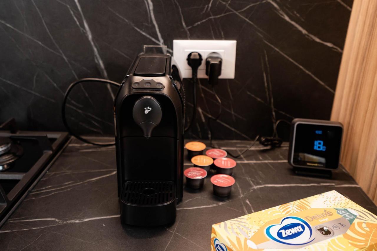 Deluxe Aparthotel Marwell Residence 苏恰瓦 外观 照片