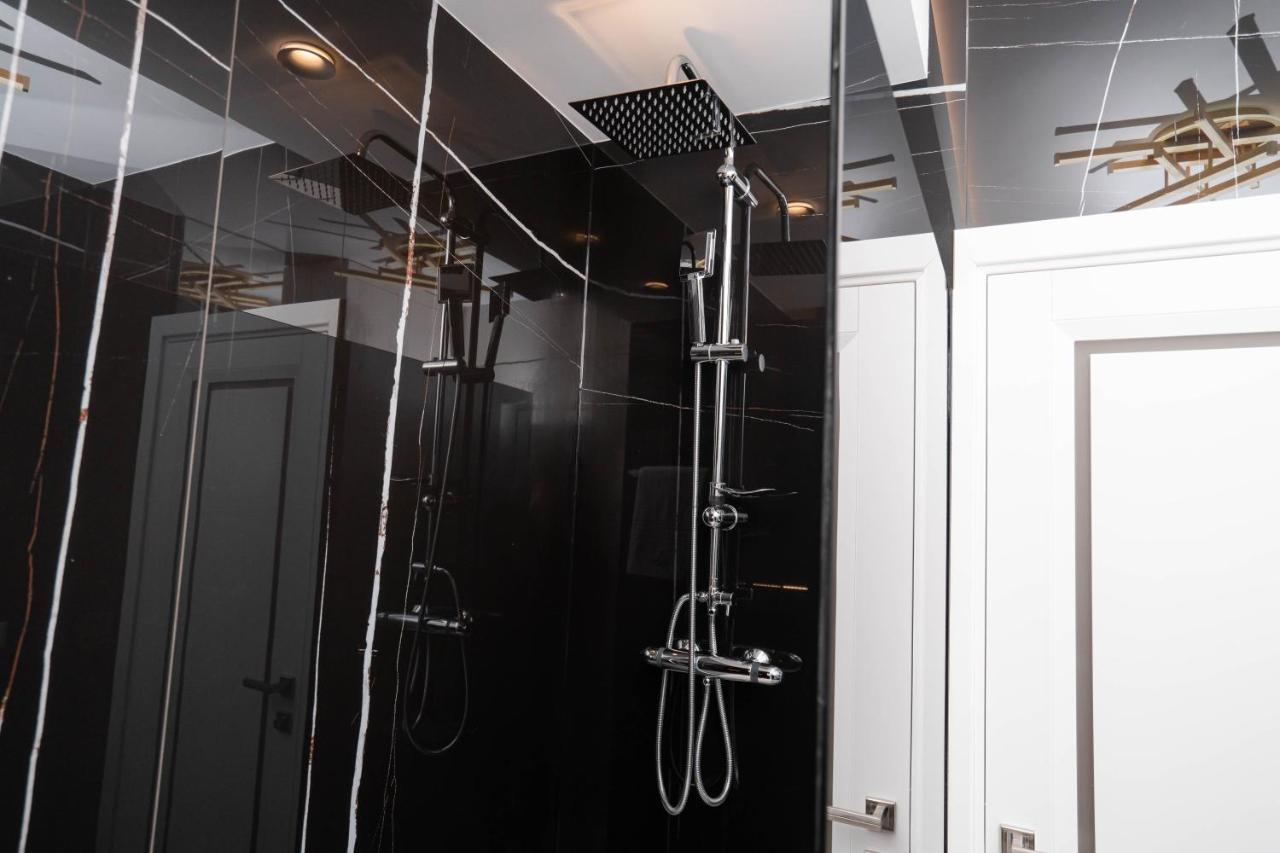 Deluxe Aparthotel Marwell Residence 苏恰瓦 外观 照片