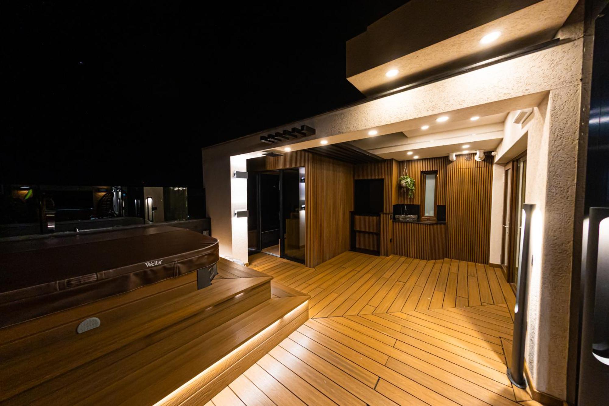 Deluxe Aparthotel Marwell Residence 苏恰瓦 客房 照片